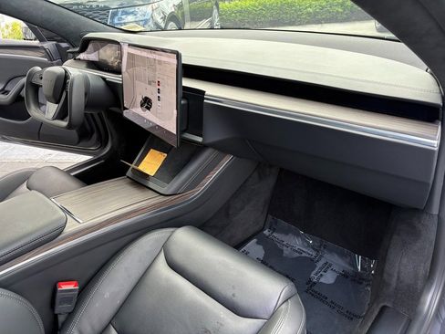 Used 2023 Tesla Model S Standard Range image 23