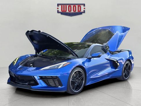 Used 2022 Chevrolet Corvette Stingray Coupe w/ Z51 Performance Package RWD image 6