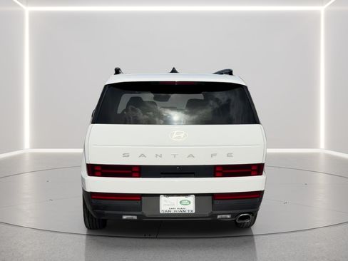 Used 2026 Hyundai Santa Fe SEL FWD image 6