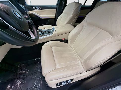 Used 2022 BMW X5 xDrive45e w/ Executive Package image 11