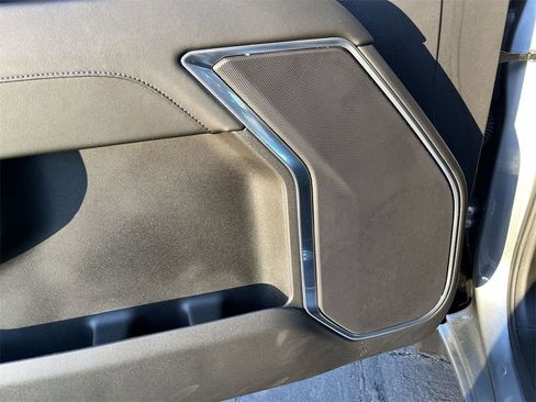 Used 2025 Chevrolet Silverado 1500 LT image 24