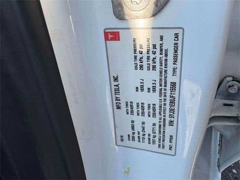 Used 2018 Tesla Model 3 Long Range image 19