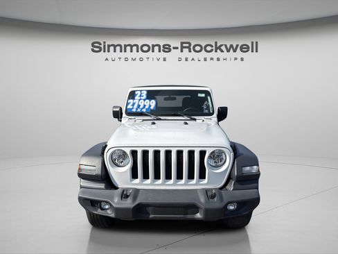 Used 2023 Jeep Wrangler Sport image 18