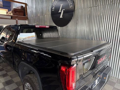 Used 2021 GMC Sierra 1500 AT4 image 10