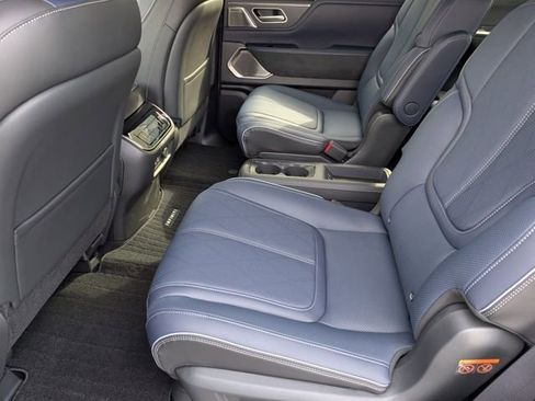 New 2026 INFINITI QX80 SPORT image 28