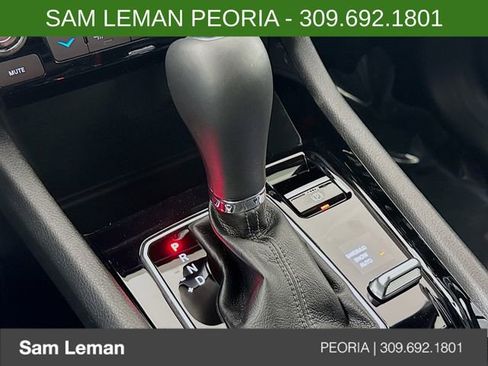 New 2026 Jeep Compass Latitude image 16