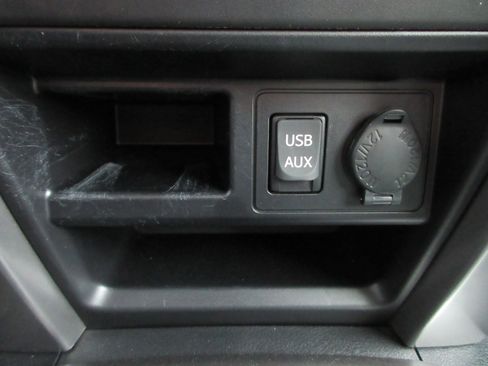 Used 2018 Toyota 4Runner SR5 image 45