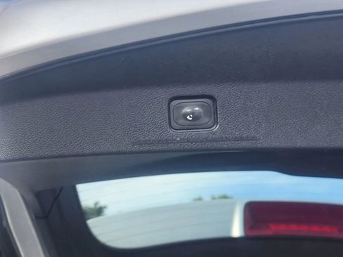 Used 2017 Ford Explorer XLT w/ Equipment Group 202A image 26