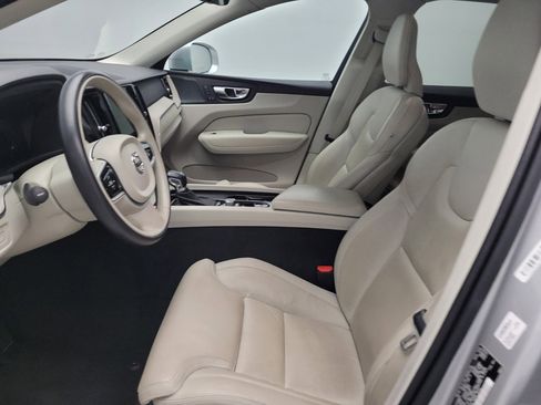Used 2021 Volvo XC60 T6 Inscription image 17
