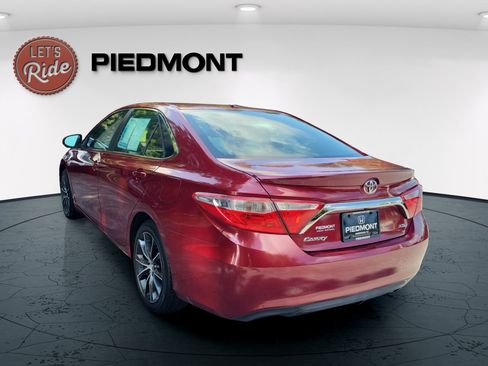 Used 2015 Toyota Camry XSE FWD image 7