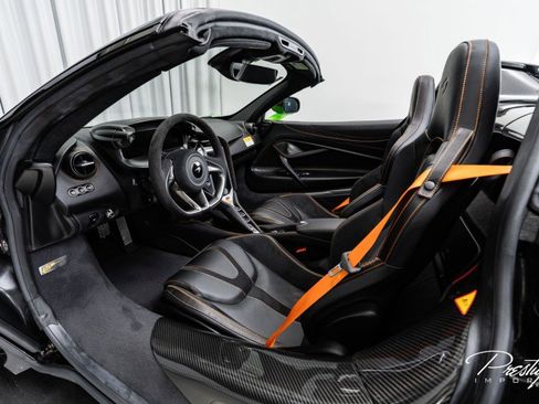Used 2025 McLaren 750S Spider image 56