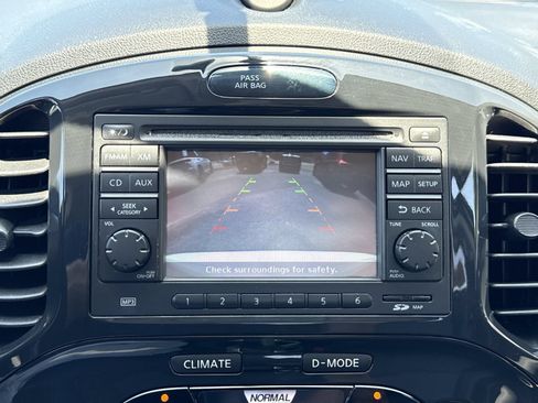Used 2012 Nissan Juke SL AWD/4WD image 22