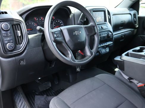 Used 2021 Chevrolet Silverado 1500 Custom Trail Boss w/ LPO, Dark Essentials Package AWD/4WD image 3