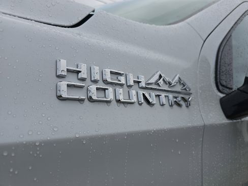 New 2026 Chevrolet Tahoe High Country image 11