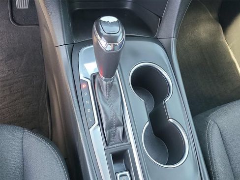 Certified 2019 Chevrolet Equinox LT FWD image 8