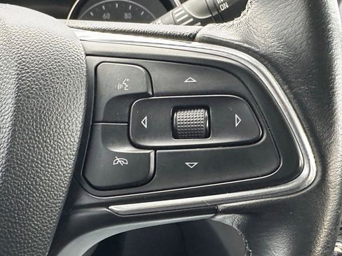 Used 2020 Buick Encore GX Select w/ Sport Touring Package image 25