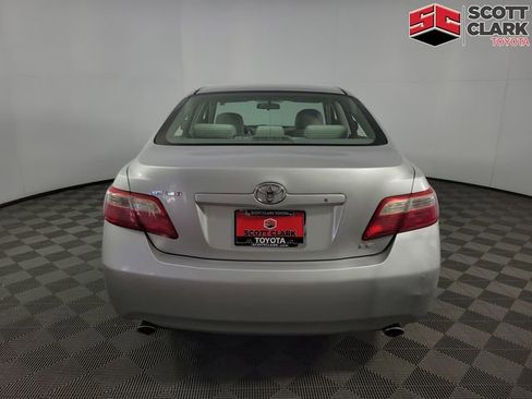 Used 2009 Toyota Camry LE image 6