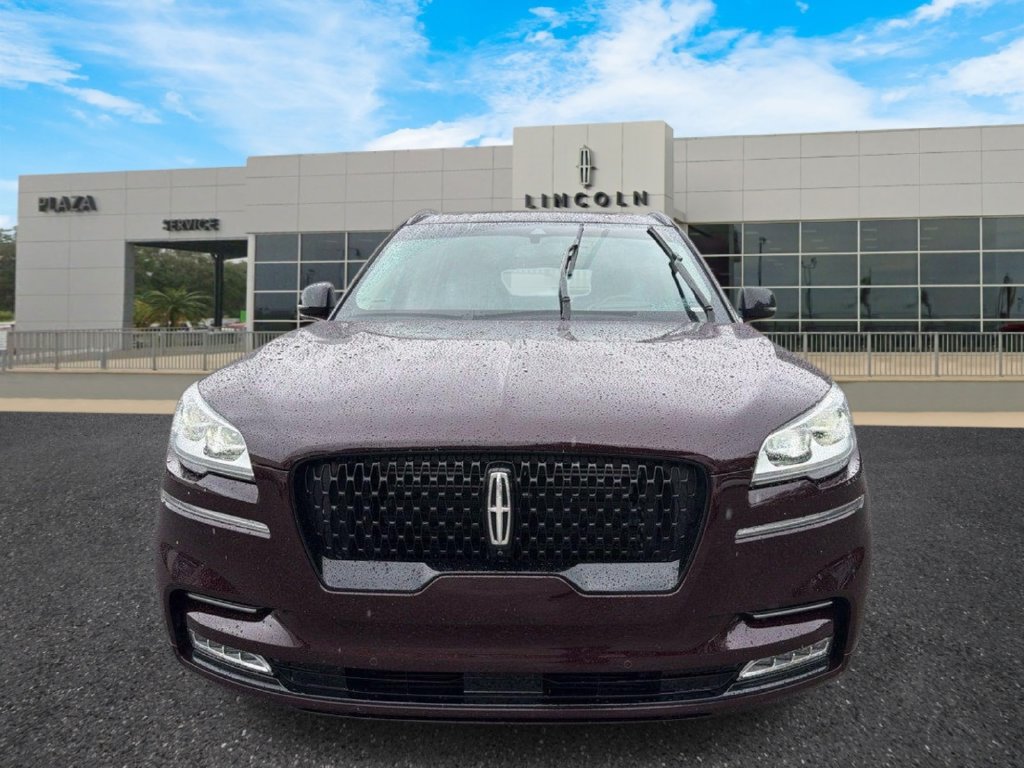 Used 2023 Lincoln Aviator Reserve w/ Equipment Group 201A RWD image 8