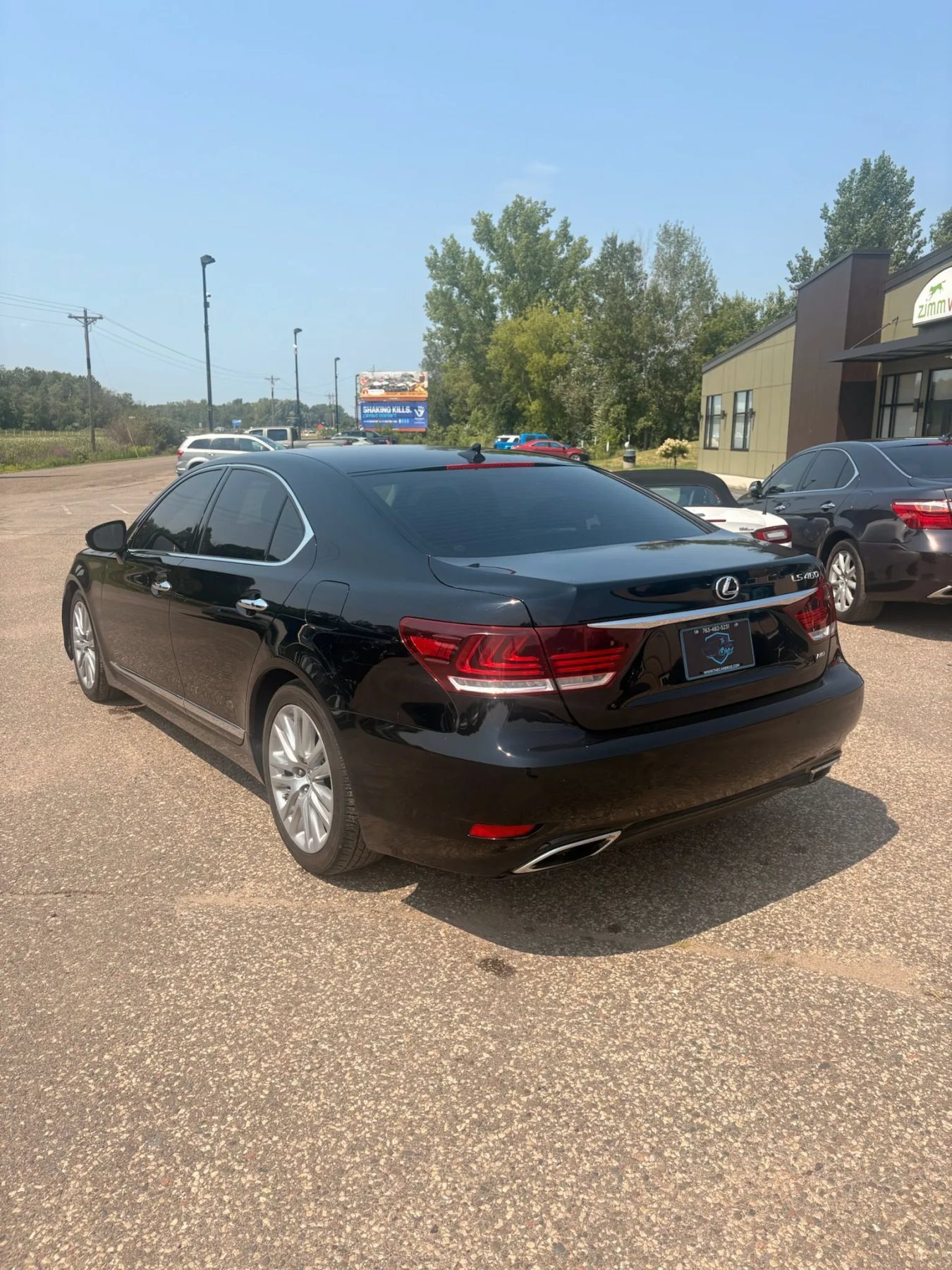 Used 2013 Lexus LS 460 AWD w/ Comfort Pkg image 7