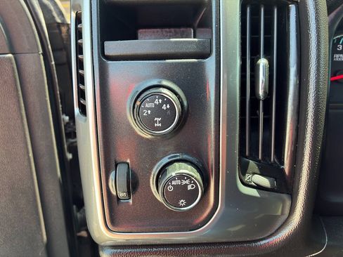Used 2014 Chevrolet Silverado 1500 LT AWD/4WD image 19