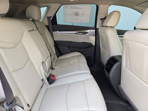 New 2026 Cadillac XT5 Premium Luxury w/ LPO, Floor Liner Package AWD/4WD image 30