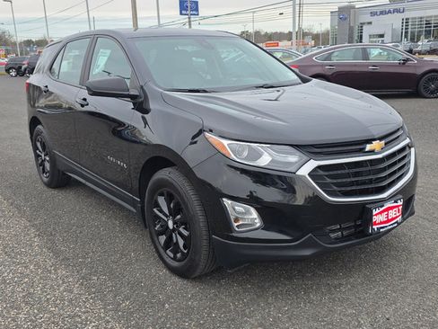Certified 2021 Chevrolet Equinox LS image 9