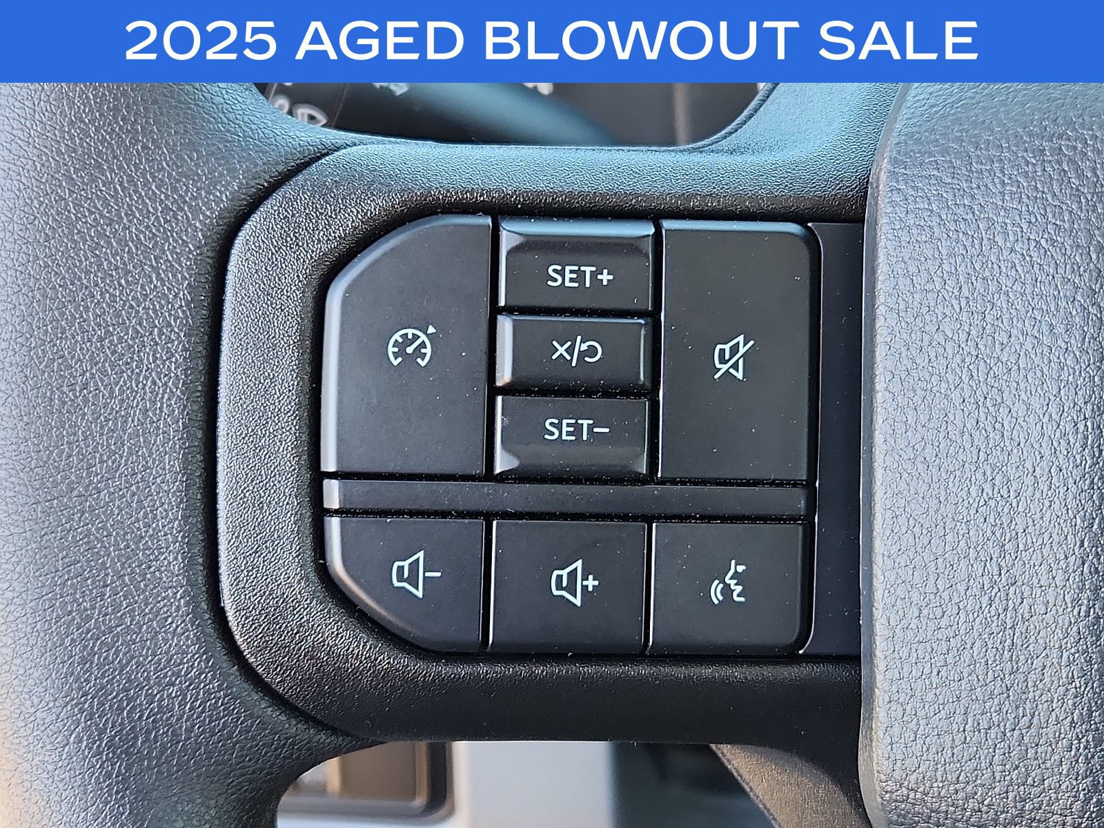 New 2025 Ford F250 XL w/ 360-Degree Camera Package RWD image 17