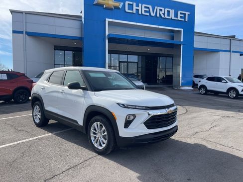 New 2026 Chevrolet TrailBlazer LS w/ LS Convenience Package image 1