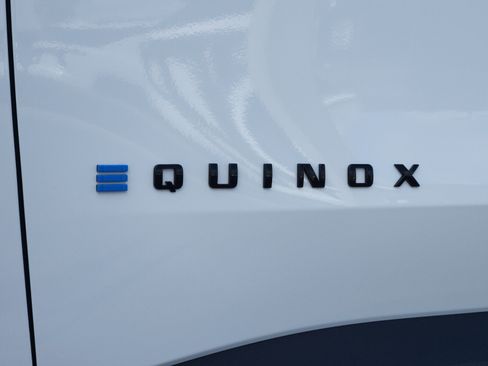 New 2026 Chevrolet Equinox EV LT image 5