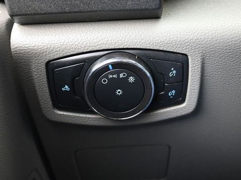 Used 2019 Ford F250 XL w/ Power Equipment Group image 23