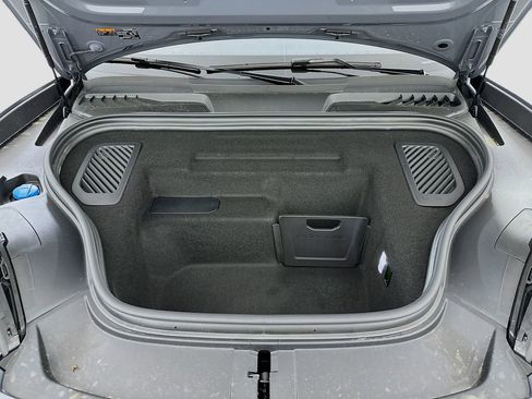 New 2025 Porsche Macan Turbo Electric image 32