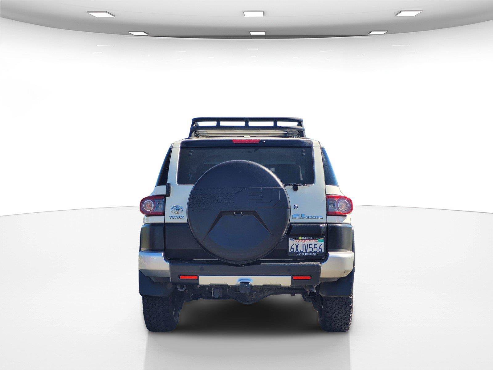 Used 2012 Toyota FJ Cruiser 4WD w/ Upgrade Pkg image 7