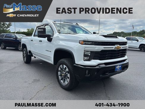 Used 2024 Chevrolet Silverado 2500 Custom w/ Custom Value Package AWD/4WD image 3