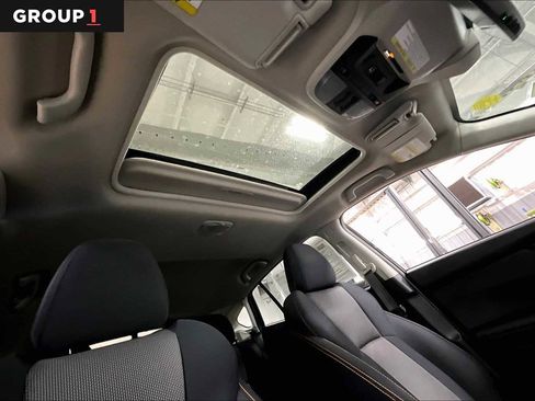 Certified 2022 Subaru Crosstrek 2.0i Premium w/ Moonroof Package image 13