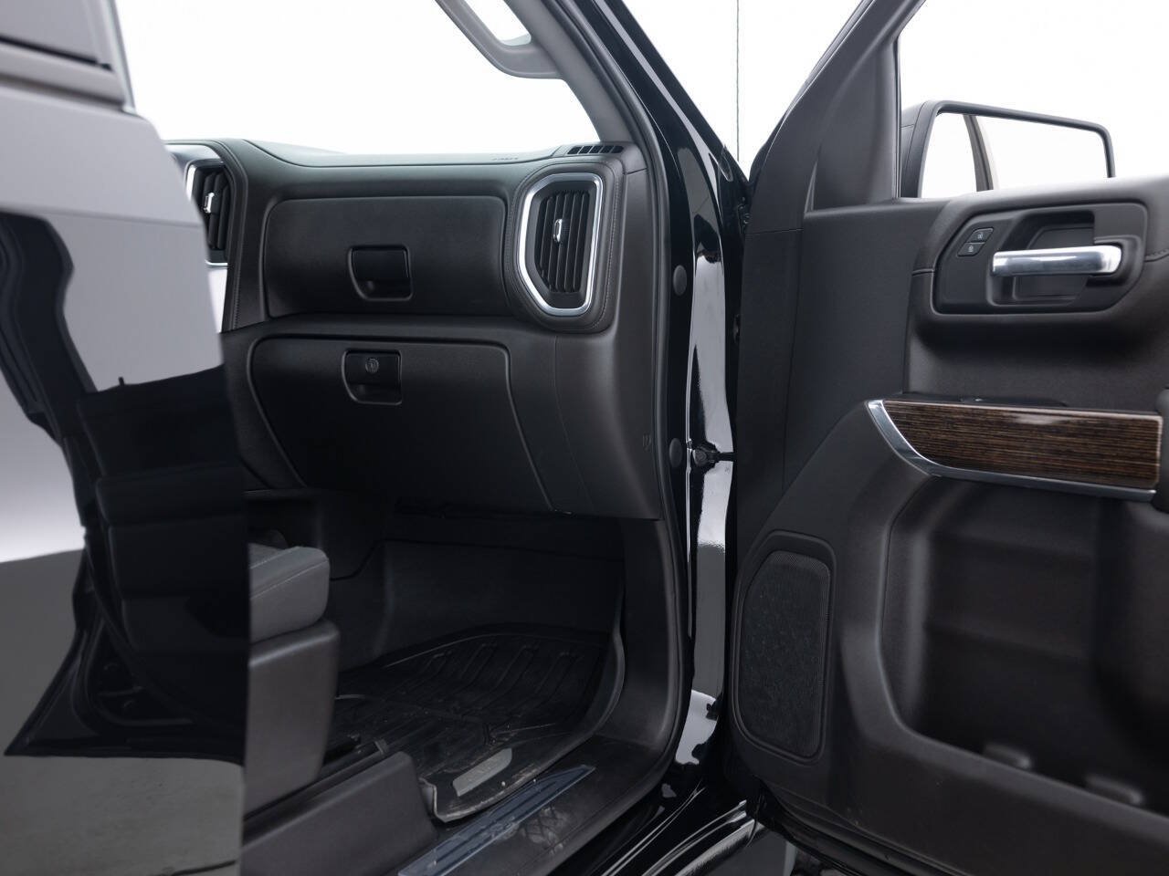 Used 2022 GMC Sierra 1500 Elevation AWD/4WD image 32
