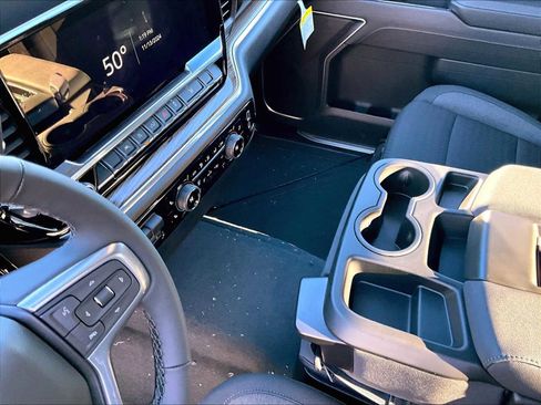 New 2025 Chevrolet Silverado 1500 LT image 14