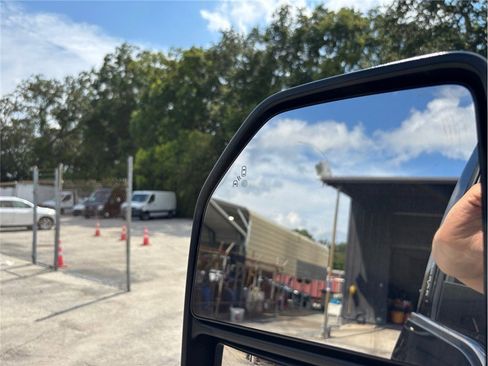 Used 2019 Ford F350 Platinum w/ Platinum Ultimate Package image 20