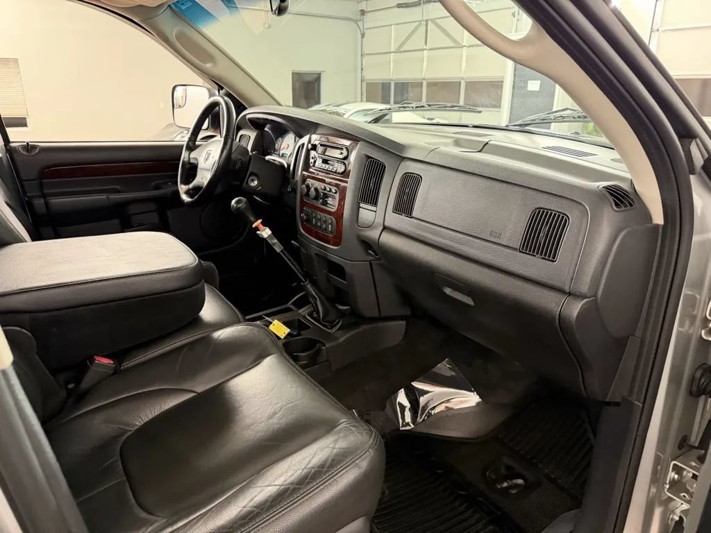 Used 2003 Dodge Ram 3500 Truck SLT AWD/4WD image 34