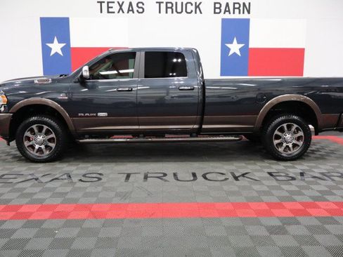 Used 2022 RAM 3500 Limited AWD/4WD image 1