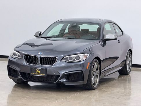 Used 2017 BMW M240i Coupe image 3