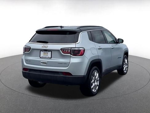 Used 2025 Jeep Compass Limited image 14