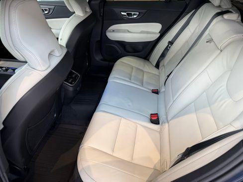 New 2026 Volvo V60 B5 Cross Country Ultra w/ Protection Package Premier image 23