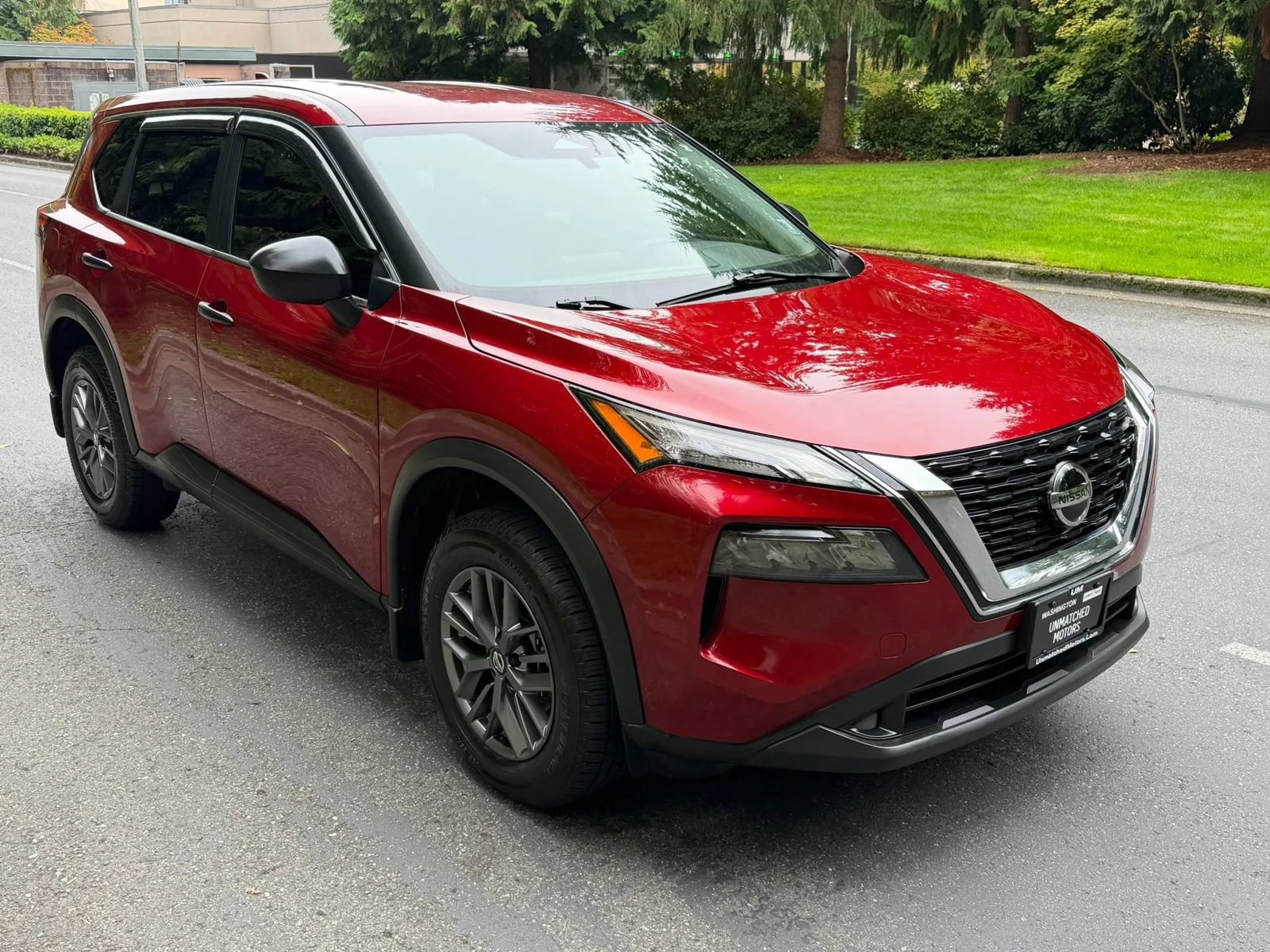 Used 2021 Nissan Rogue S AWD/4WD image 15
