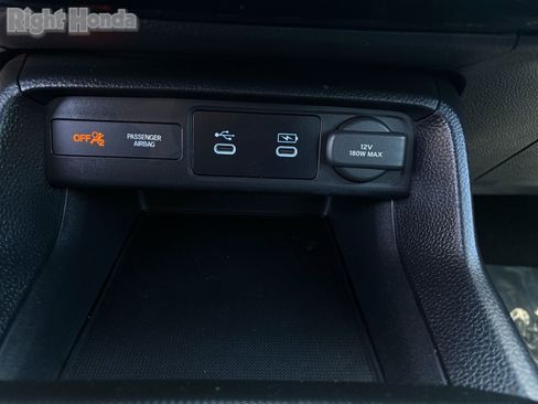 Certified 2025 Honda Civic Sport image 16