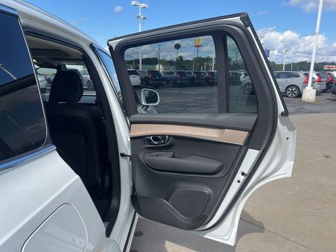 New 2026 Volvo XC90 B6 Plus w/ Protection Package Premier AWD/4WD image 35