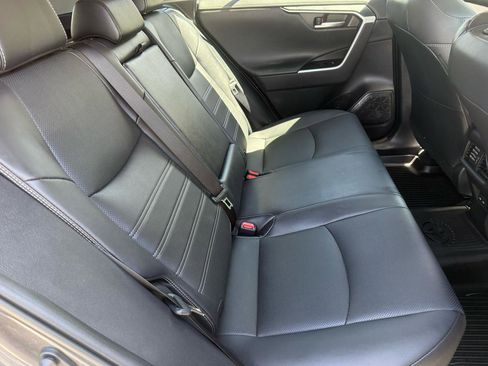 Used 2022 Toyota RAV4 Limited AWD/4WD image 13