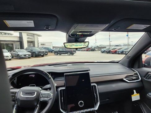 New 2026 GMC Acadia Denali w/ Super Cruise Package image 9