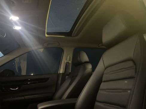 Used 2025 Honda CR-V EX-L image 9