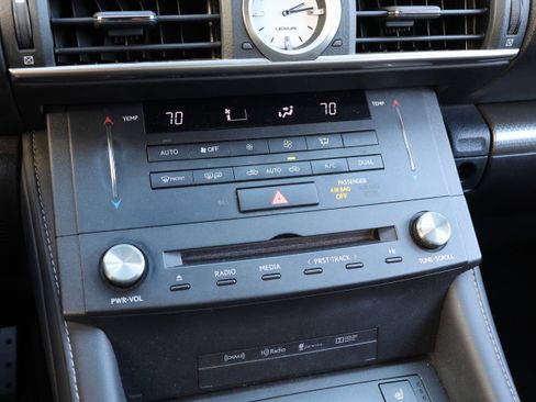 Used 2015 Lexus RC 350 image 27