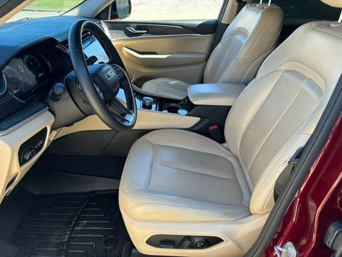 Used 2021 Jeep Grand Cherokee L Limited image 9